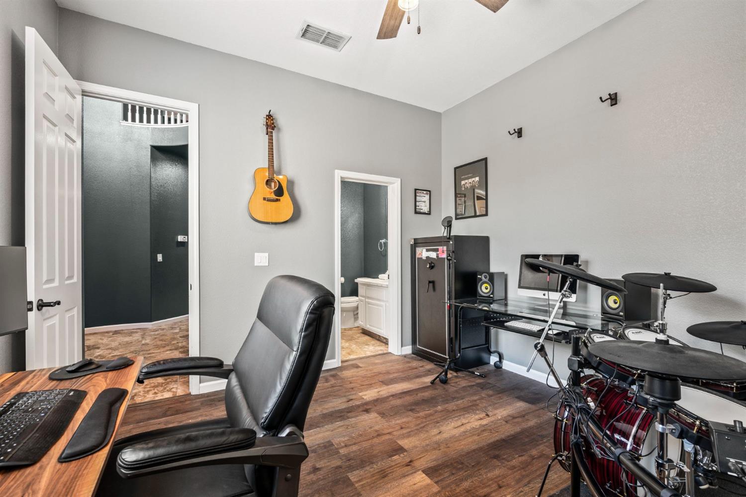 Gilleland Drive, Roseville, California image 24