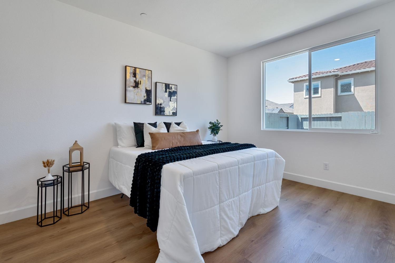 Detail Gallery Image 23 of 38 For 1719 Duchamp Way, Lodi,  CA 95242 - 5 Beds | 3/1 Baths