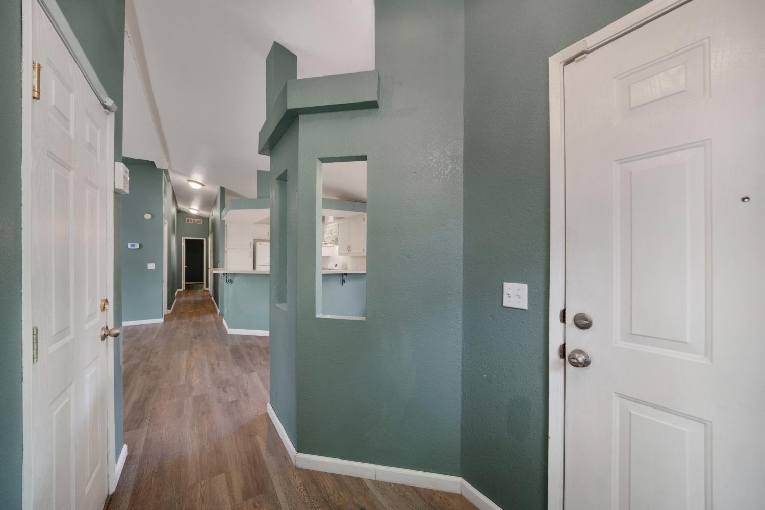 Wentworth Avenue, Sacramento, California image 6