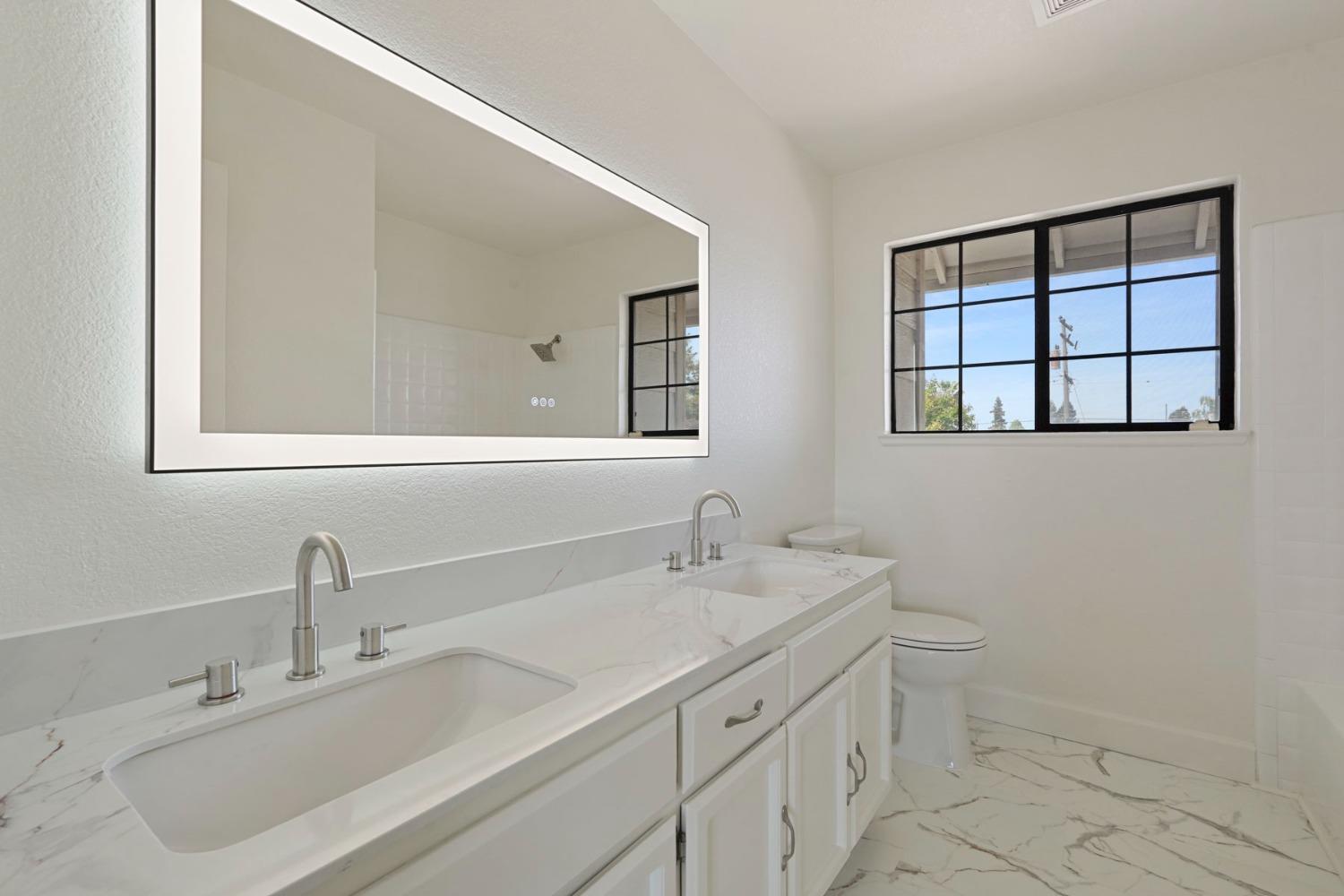 Detail Gallery Image 37 of 46 For 19036 N Augusta St, Woodbridge,  CA 95258 - 3 Beds | 2/1 Baths