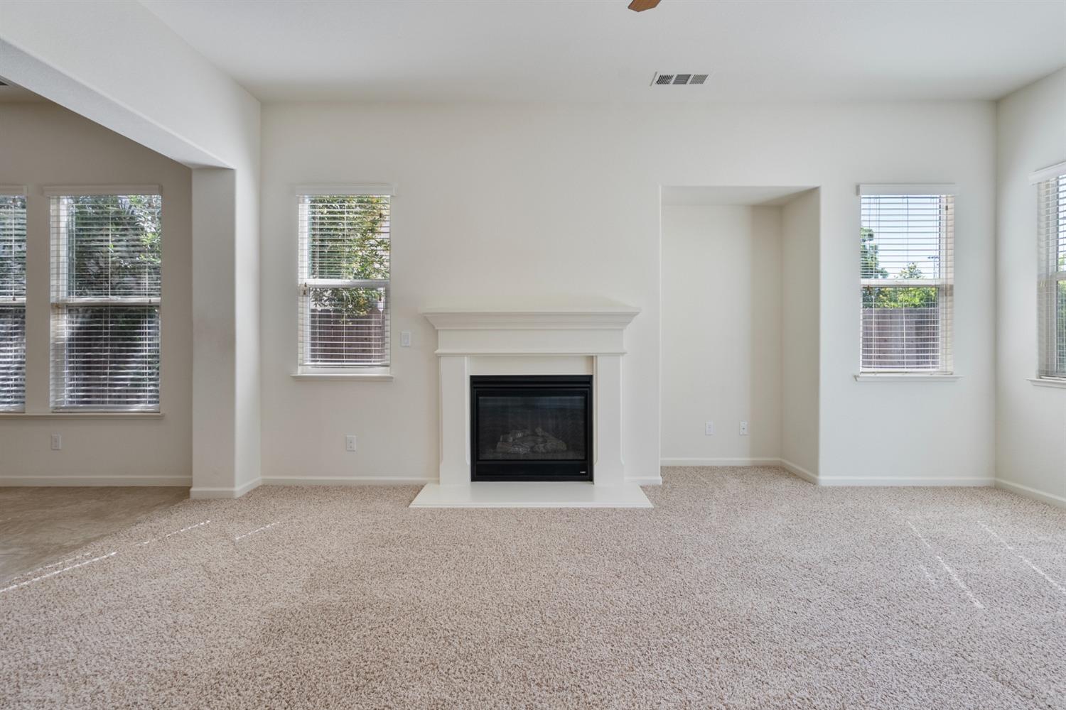 Bellflower Way, Los Banos, California image 10
