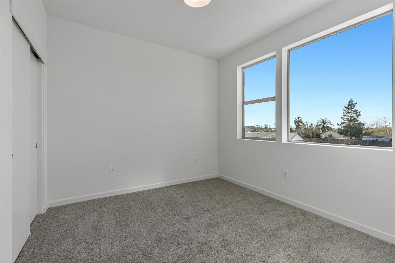 Bridgecross Drive, Sacramento, California image 13