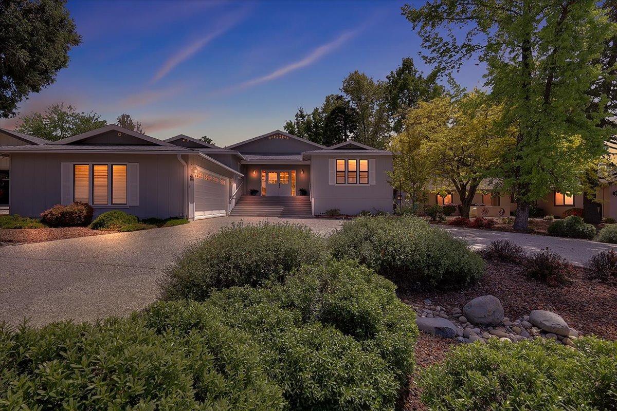 Lake Wildwood Drive, Penn Valley, California image 1