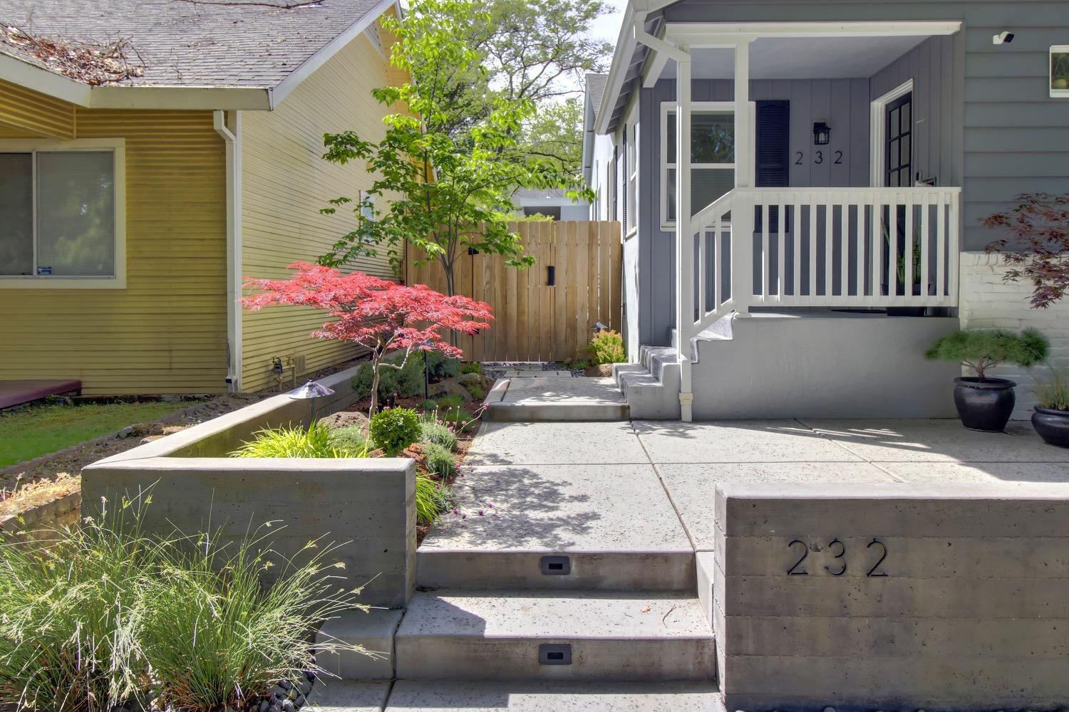 33rd Street, Sacramento, California image 2