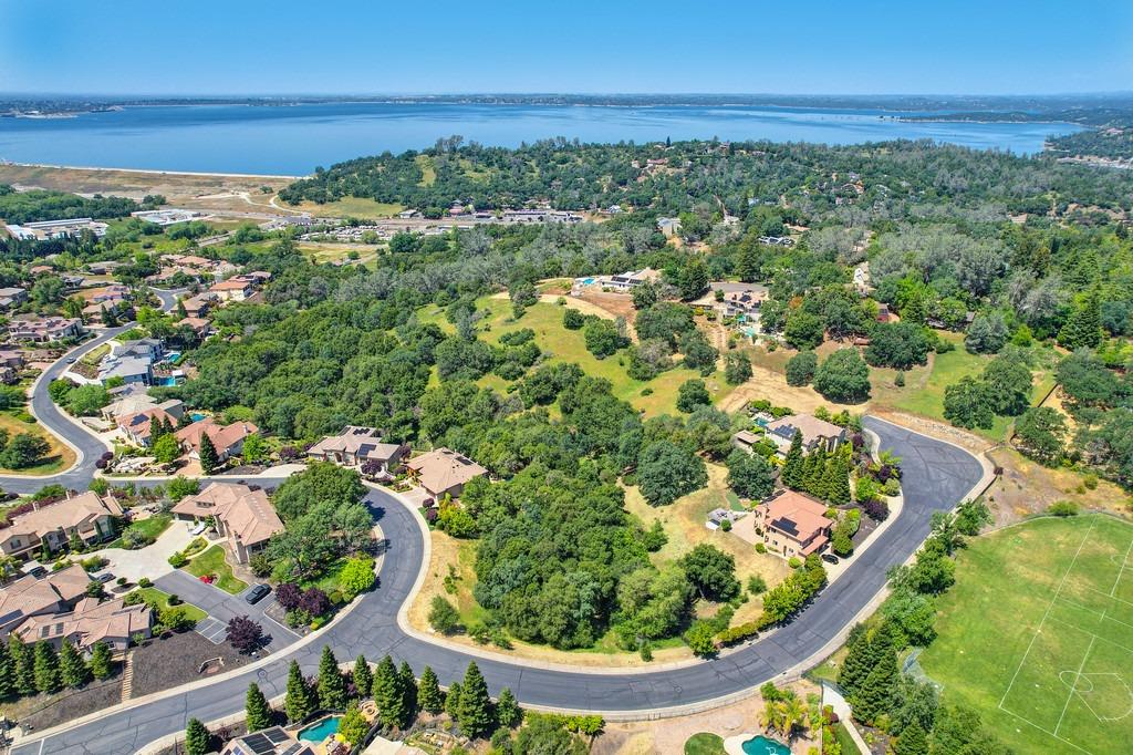 Bordeaux Drive, El Dorado Hills, California image 2
