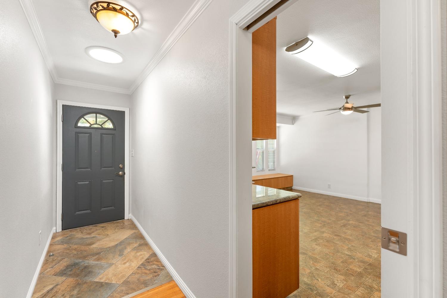 Detail Gallery Image 5 of 66 For 9512 Central Ave, Orangevale,  CA 95662 - 3 Beds | 2 Baths