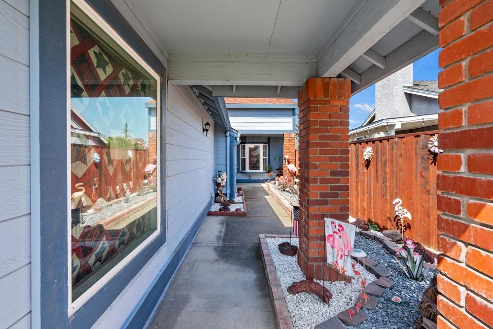 Ventnor Court, Sacramento, California image 5