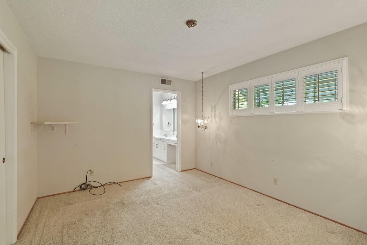 Detail Gallery Image 16 of 40 For 1101 Lakehome Dr, Lodi,  CA 95242 - 3 Beds | 2/1 Baths