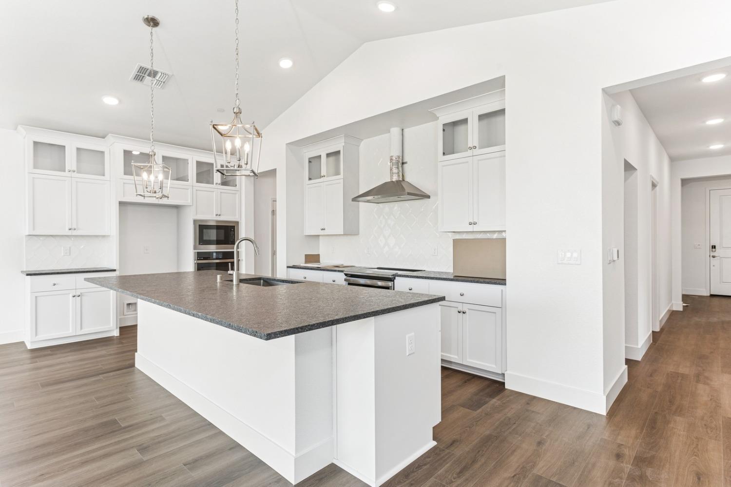 Passerine Court, Rancho Cordova, California image 6