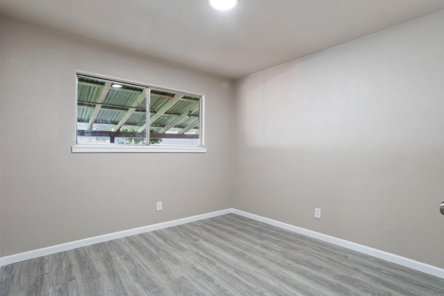 Detail Gallery Image 18 of 27 For 2717 Indiana St, Stockton,  CA 95206 - 4 Beds | 2 Baths