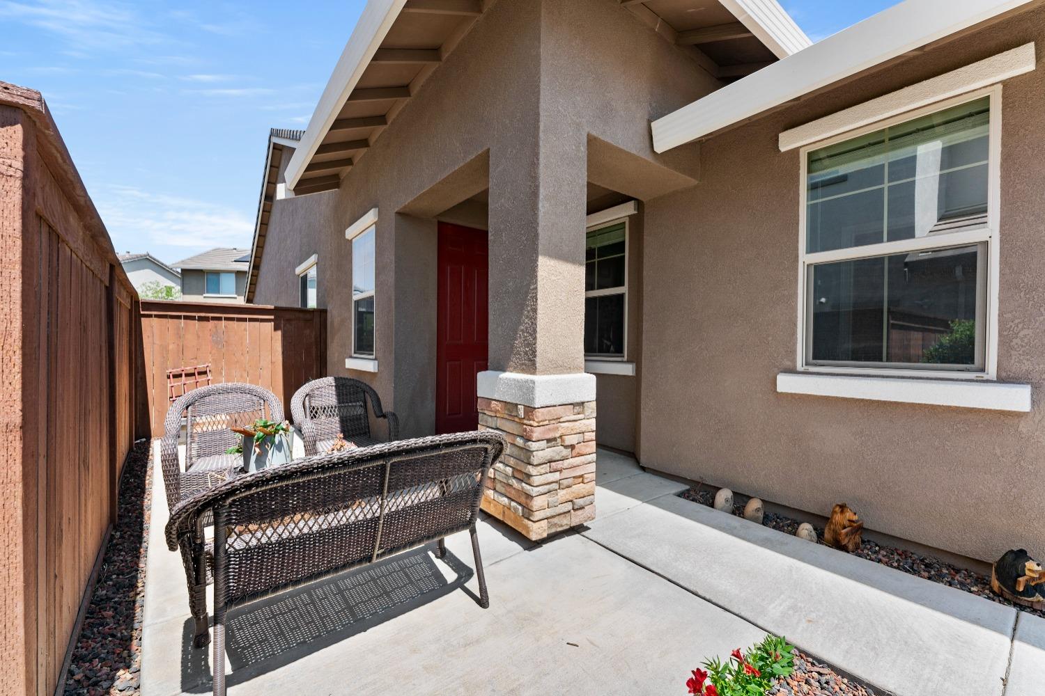 Detail Gallery Image 62 of 65 For 9363 Wild Lilac Cir, Sacramento,  CA 95829 - 4 Beds | 2 Baths