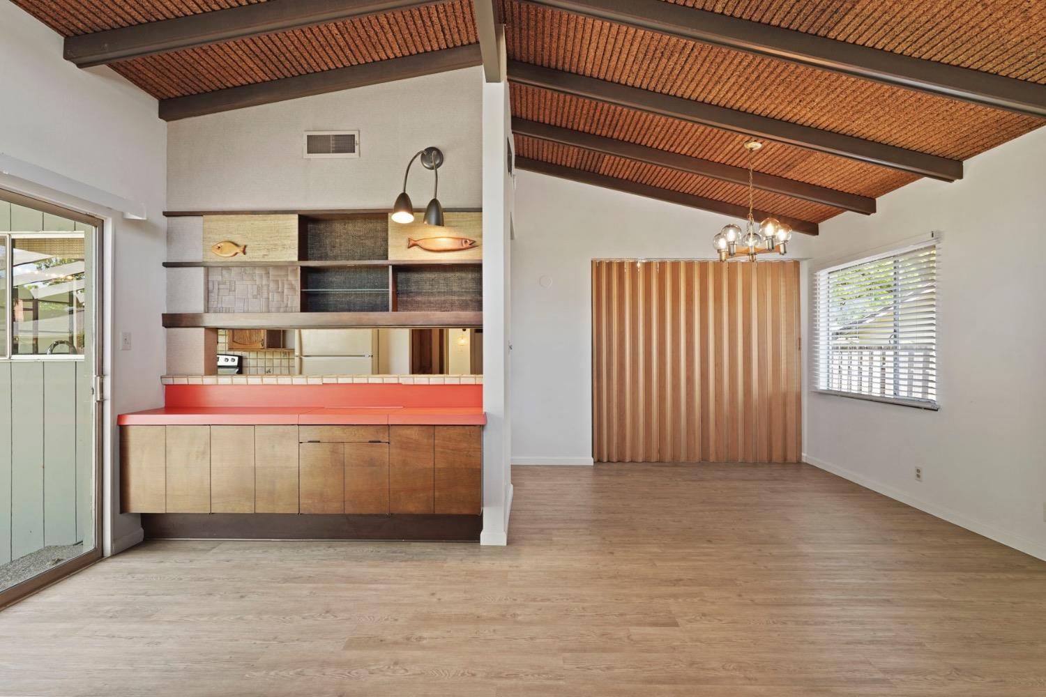 Detail Gallery Image 13 of 29 For 2205 Fernvale Dr, Stockton,  CA 95207 - 3 Beds | 2 Baths