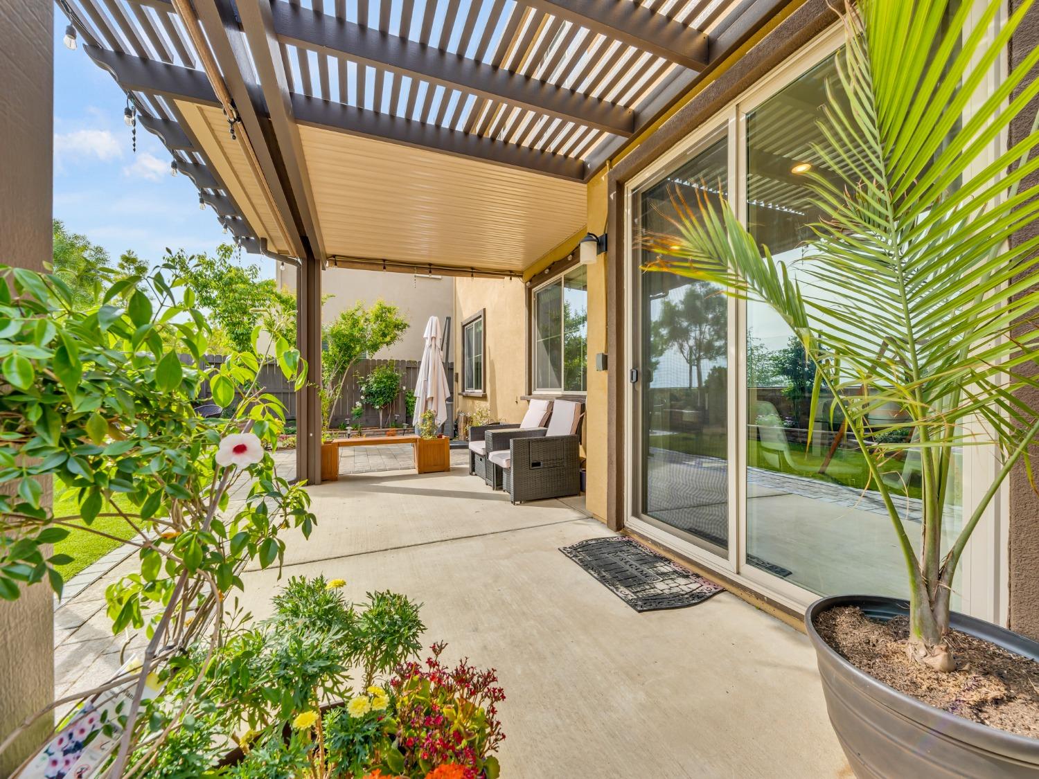 Avanti Drive, El Dorado Hills, California image 37