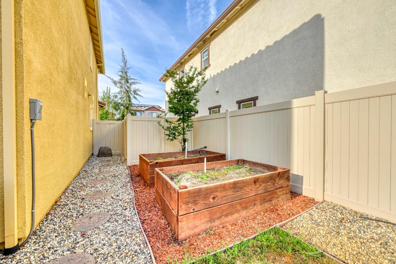 Socrates Way, Rancho Cordova, California image 36