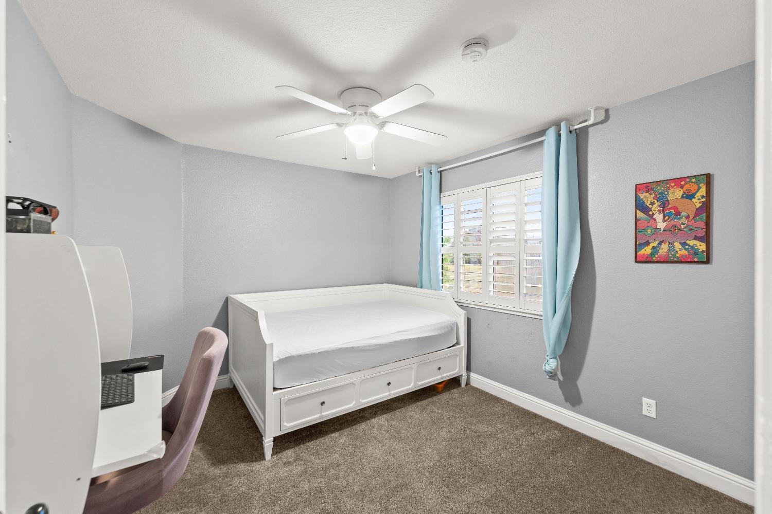 Oakborough Ave, Roseville, California image 20