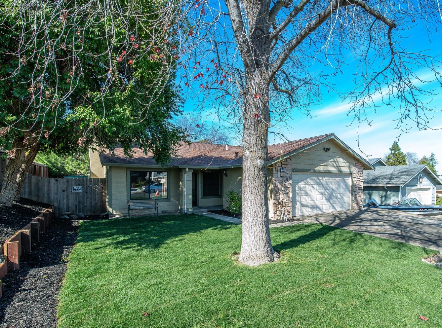 Detail Gallery Image 5 of 45 For 4046 S Royal Links Cir, Antioch,  CA 94509 - 4 Beds | 2 Baths