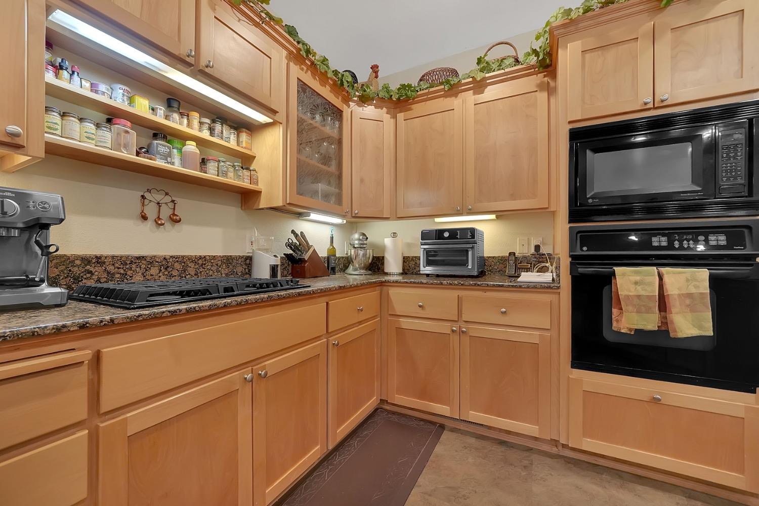 Detail Gallery Image 31 of 88 For 18860 Sylvia Dr, Pine Grove,  CA 95665 - 3 Beds | 2/1 Baths