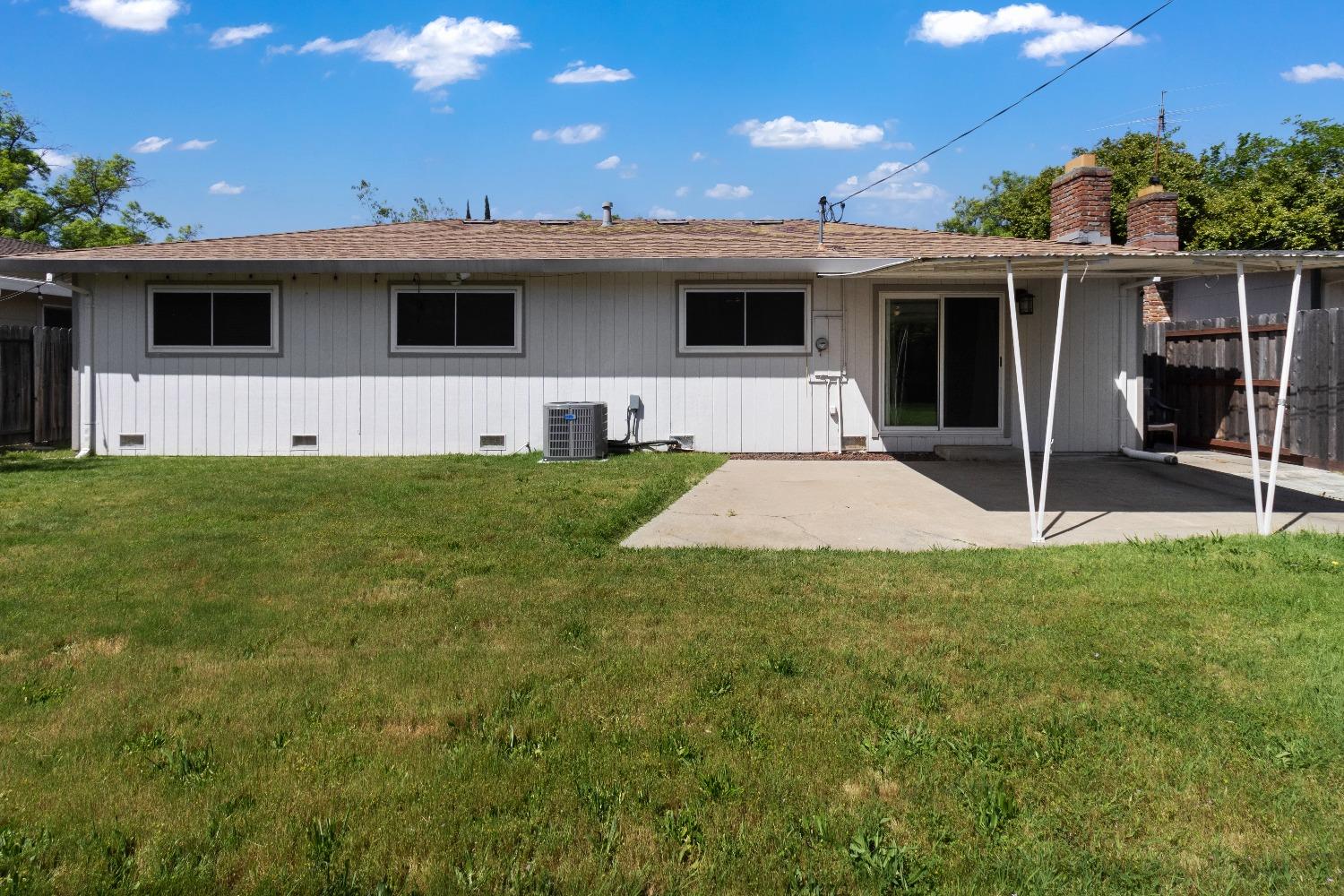 Oak Ridge Dr, Roseville, California image 13