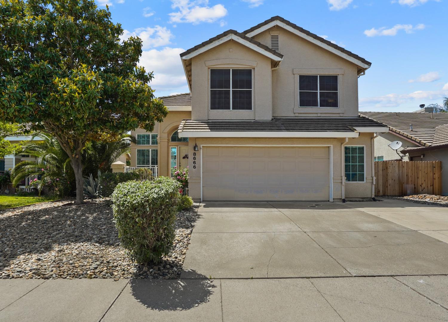 Summer Sun Way, Elk Grove, California image 2