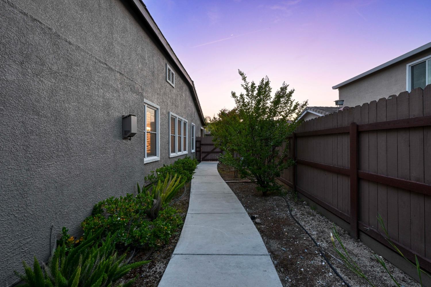 Tanus Circle, Rocklin, California image 34