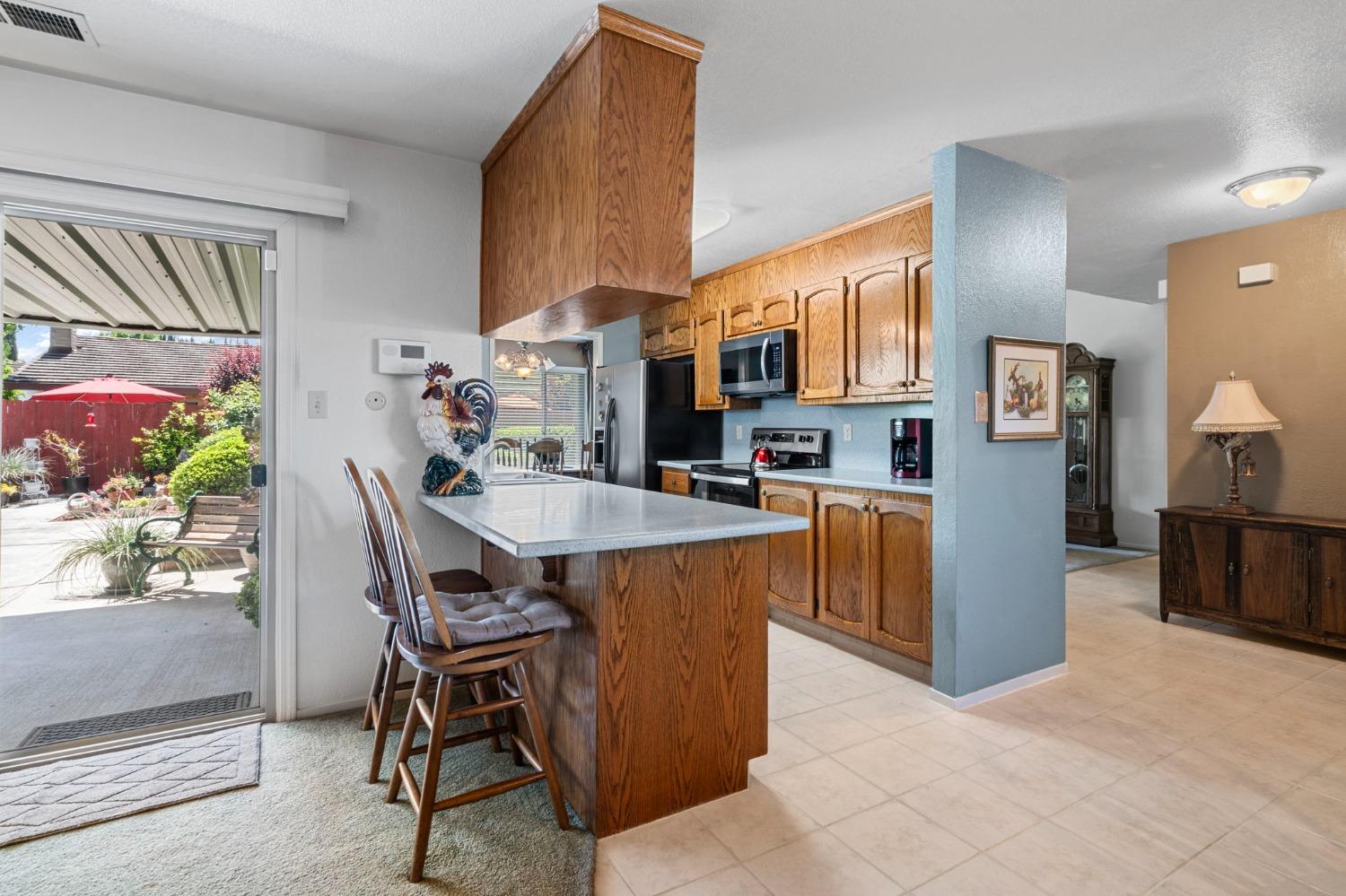 Goldenoak Way, Stockton, California image 19
