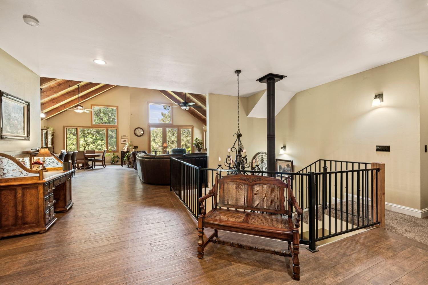 Detail Gallery Image 8 of 78 For 3500 Magpie Ln, Camino,  CA 95709 - 3 Beds | 2/1 Baths