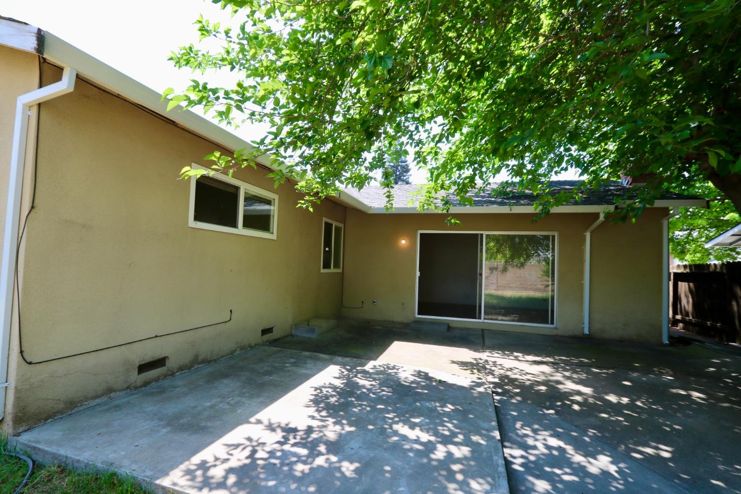 Knightwood, Rancho Cordova, California image 28