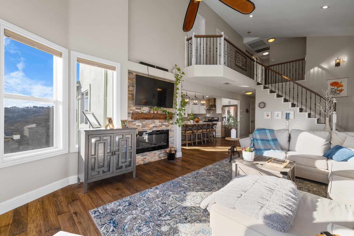Detail Gallery Image 12 of 99 For 6441 Sky Hawk Rd, Pilot Hill,  CA 95664 - 7 Beds | 5/1 Baths