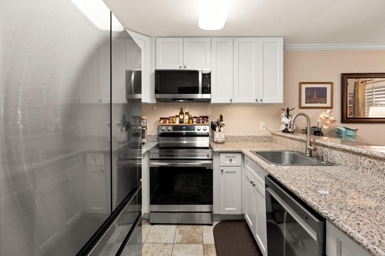 Photo #13: 225055587 Listing: Photo #13
