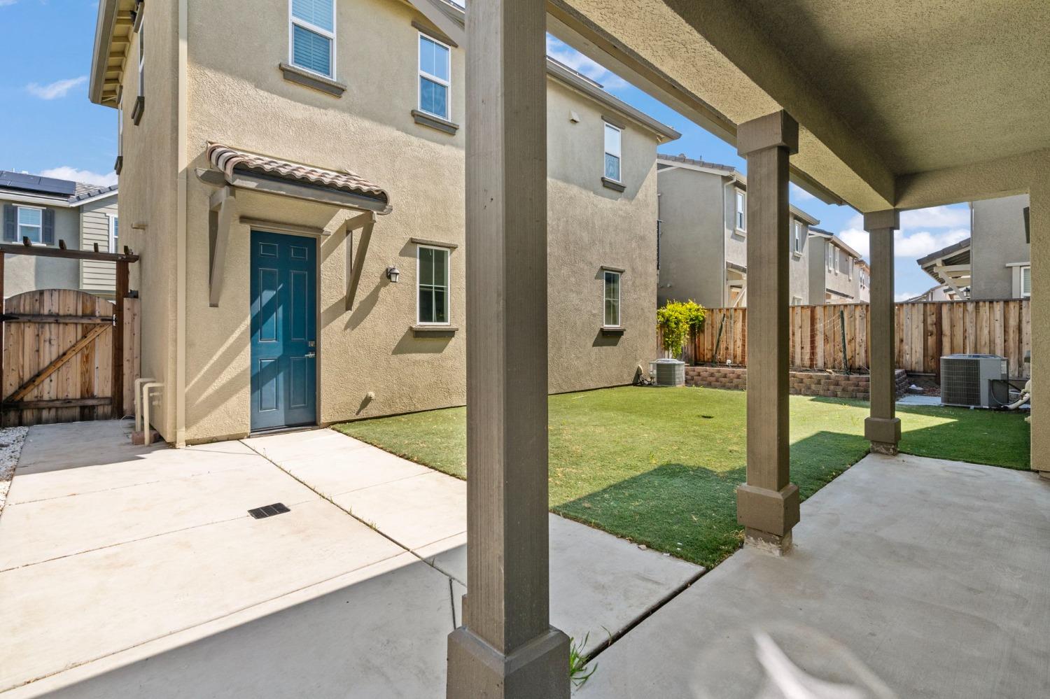 S Wilshire Avenue, Mountain House, California image 36