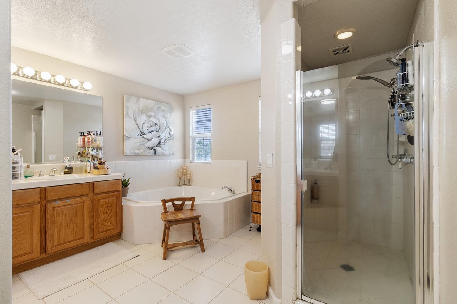Detail Gallery Image 25 of 37 For 517 Lasso Ct, Oakdale,  CA 95361 - 5 Beds | 2/1 Baths