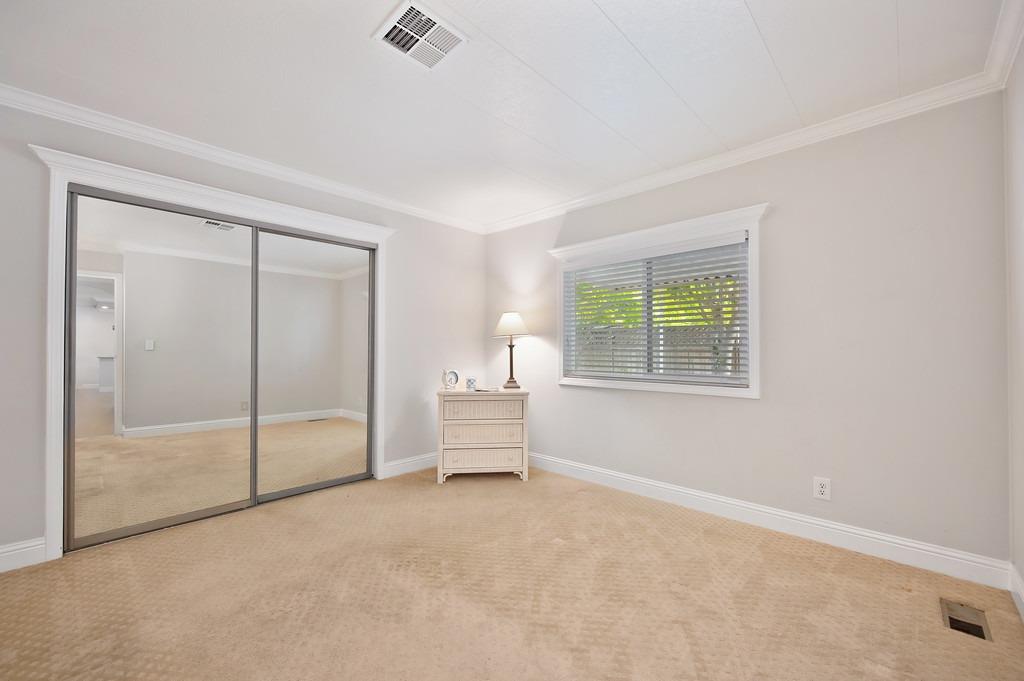 Detail Gallery Image 23 of 44 For 6187 Oak Lakes, Citrus Heights,  CA 95621 - 2 Beds | 2 Baths