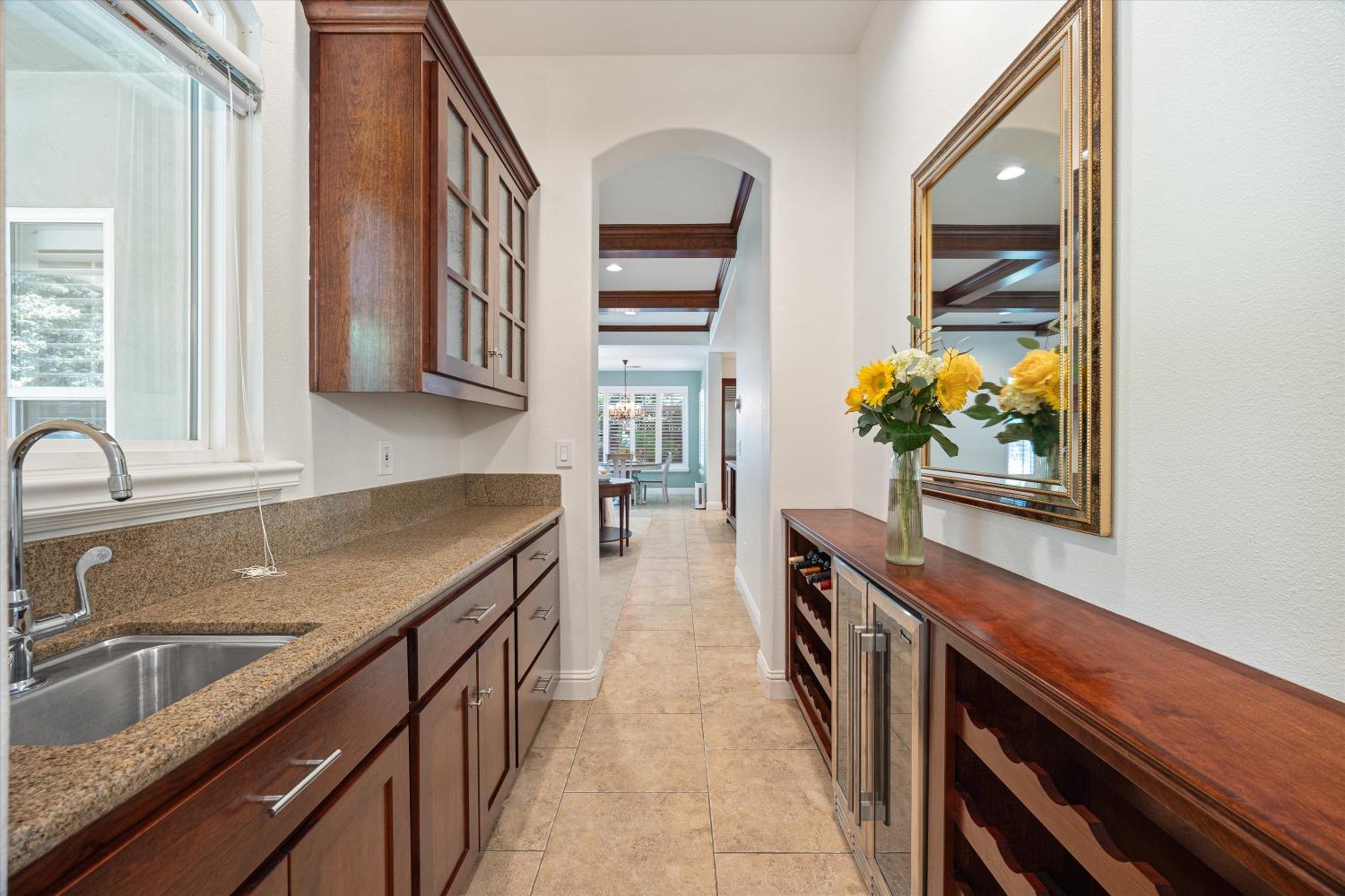Tuscan Lane, Sacramento, California image 21
