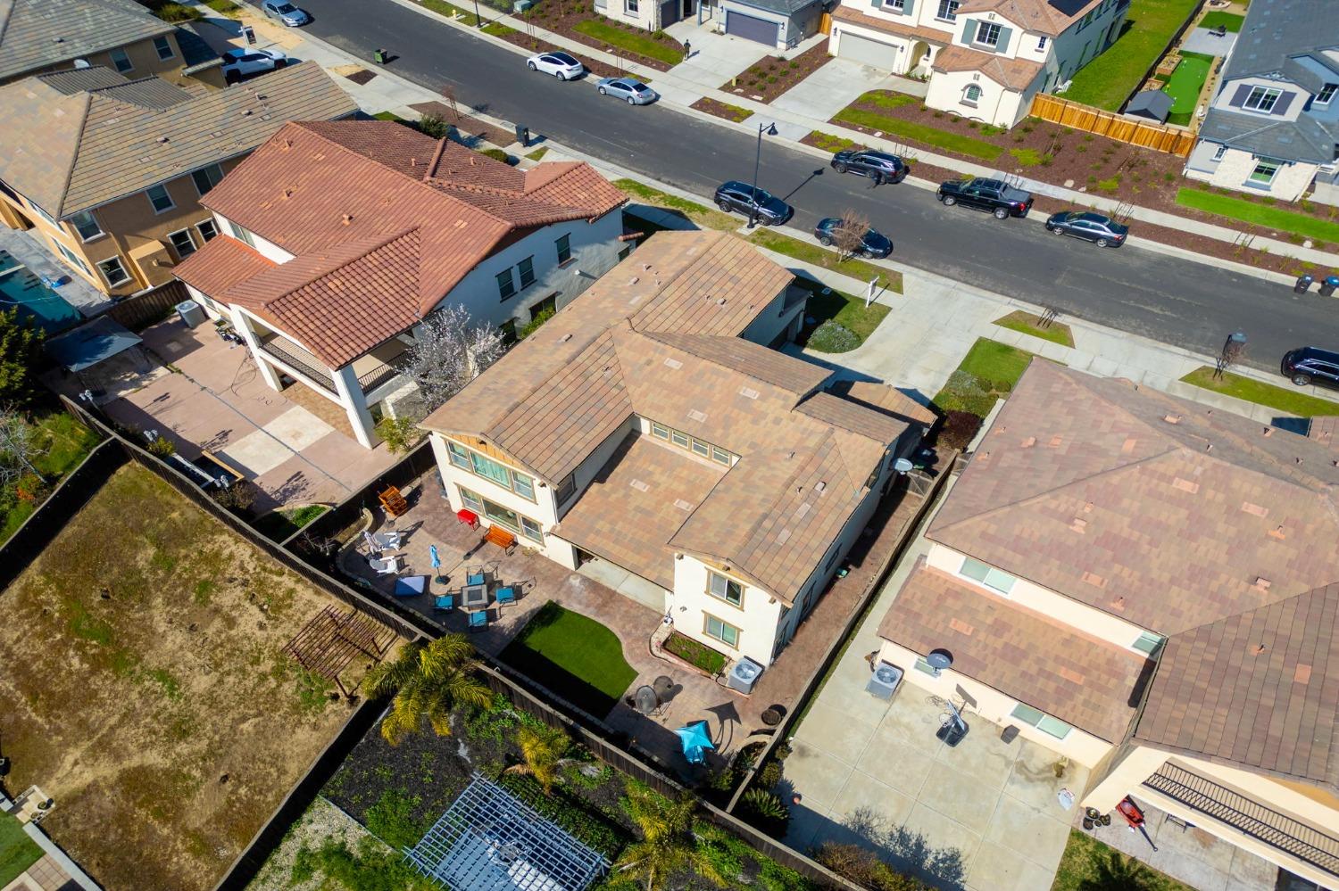 Detail Gallery Image 60 of 64 For 736 River Bend Drive, Lathrop,  CA 95330 - 4 Beds | 4/1 Baths