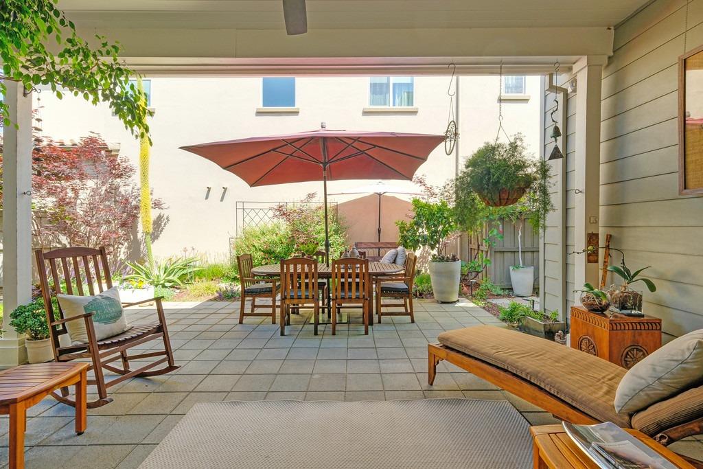 Detail Gallery Image 42 of 74 For 3438 Forney Way, Sacramento,  CA 95816 - 3 Beds | 2/1 Baths