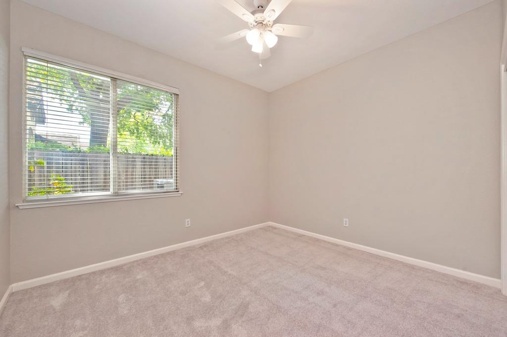 Buckhaven Way, Citrus Heights, California image 25