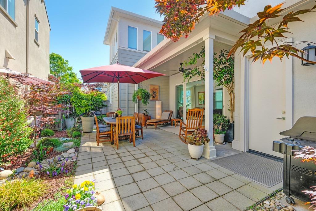 Detail Gallery Image 51 of 74 For 3438 Forney Way, Sacramento,  CA 95816 - 3 Beds | 2/1 Baths