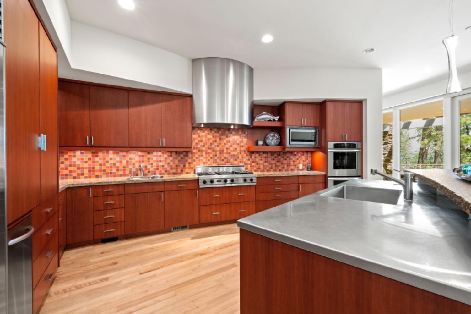 Detail Gallery Image 22 of 87 For 15090 Grand Knoll Dr, Meadow Vista,  CA 95722 - 4 Beds | 4/1 Baths