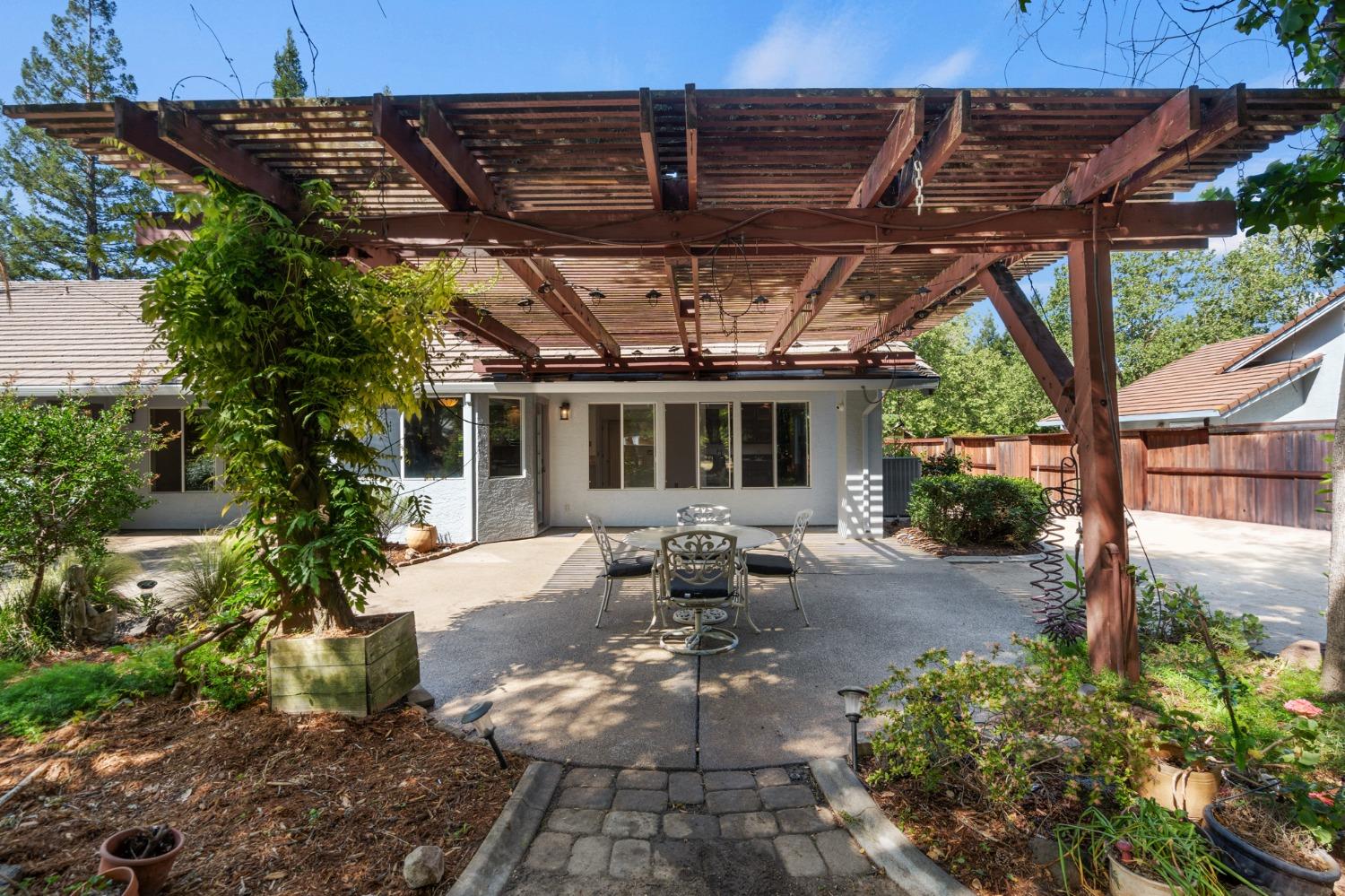 Polo Crosse Avenue, Sacramento, California image 45