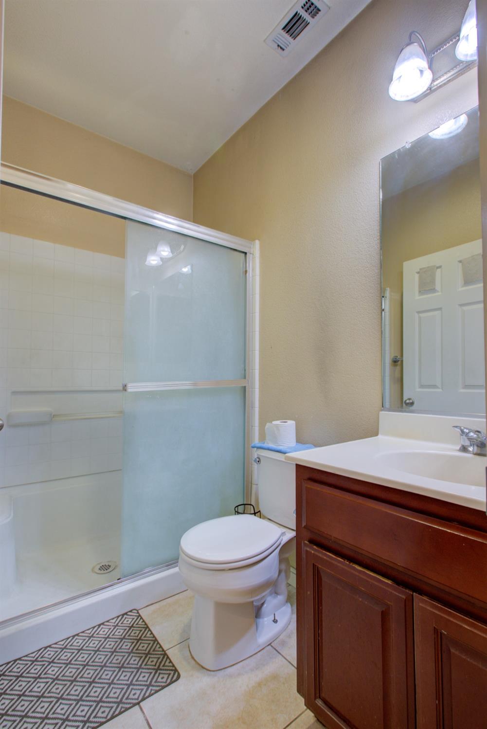 Detail Gallery Image 31 of 61 For 1492 Antioch Ct, Merced,  CA 95348 - 5 Beds | 2/1 Baths