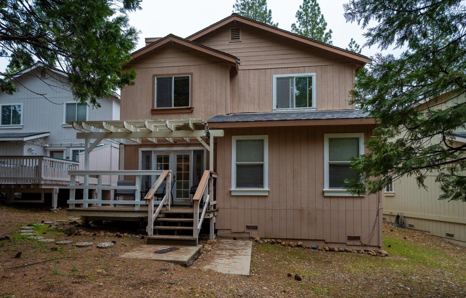 Detail Gallery Image 4 of 29 For 31 Splash Dam Loop, Arnold,  CA 95223 - 3 Beds | 2 Baths