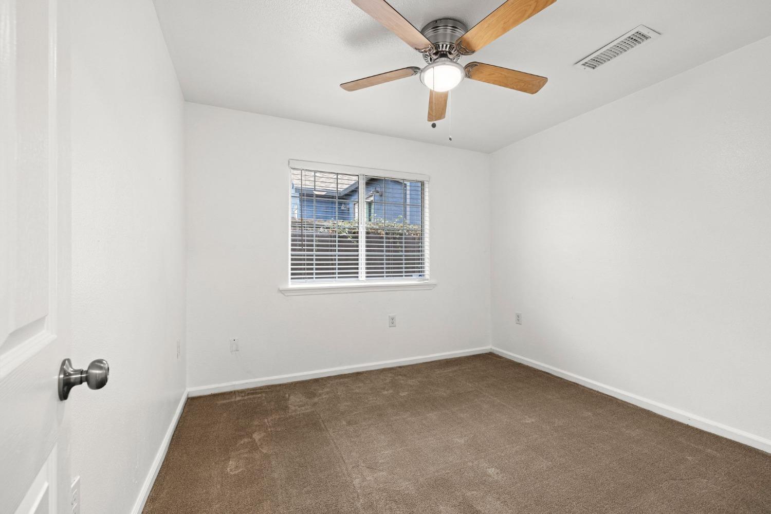Ferrite Court, West Sacramento, California image 14