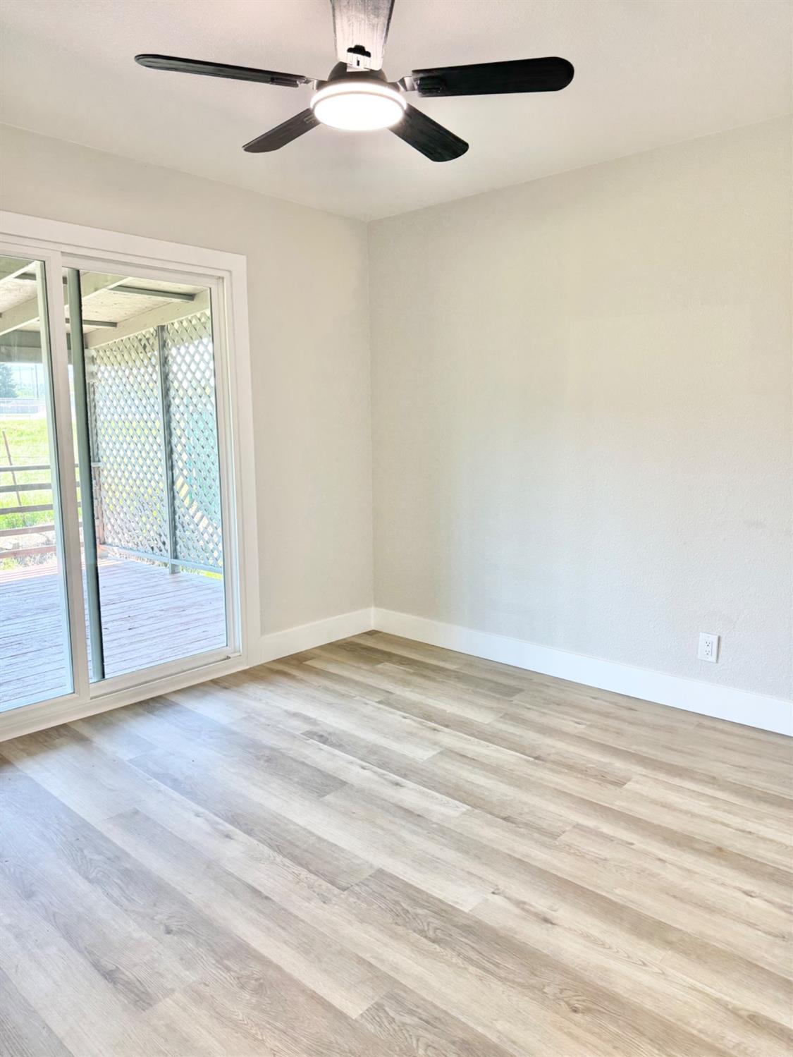 Detail Gallery Image 10 of 15 For 639 Casey St, Angels Camp,  CA 95222 - 3 Beds | 2 Baths
