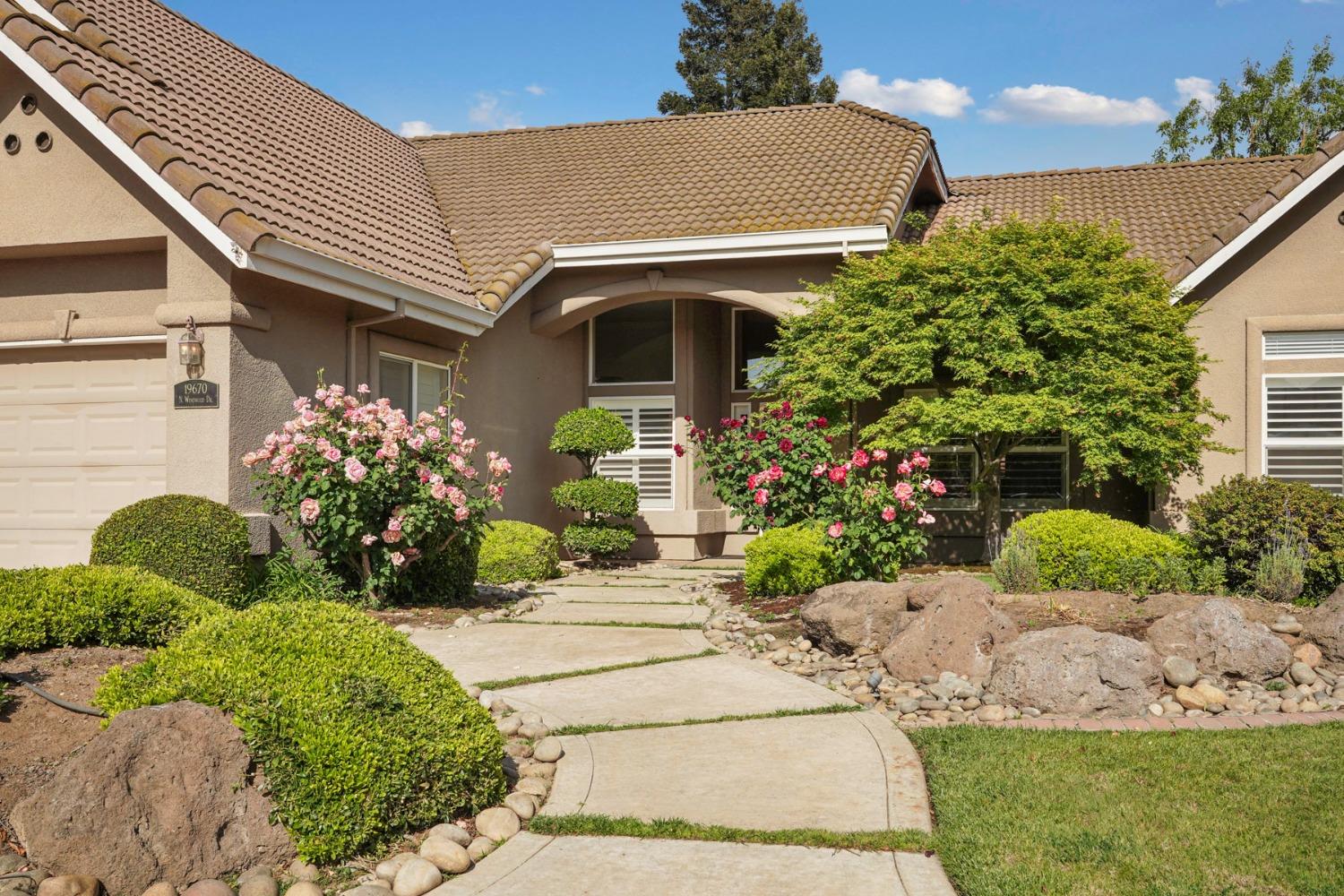 Windwood Drive, Woodbridge, California image 4