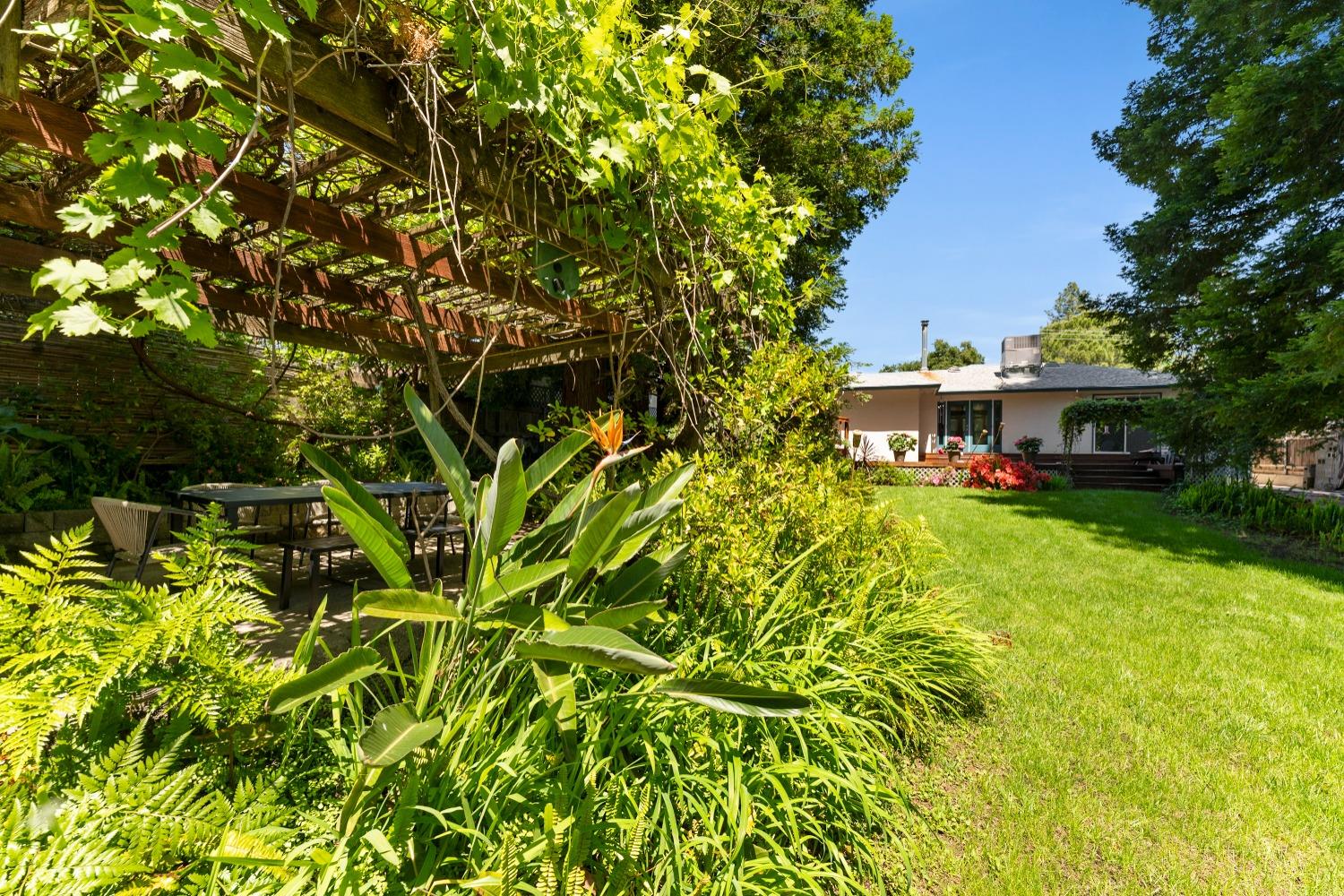 Detail Gallery Image 48 of 66 For 9512 Central Ave, Orangevale,  CA 95662 - 3 Beds | 2 Baths