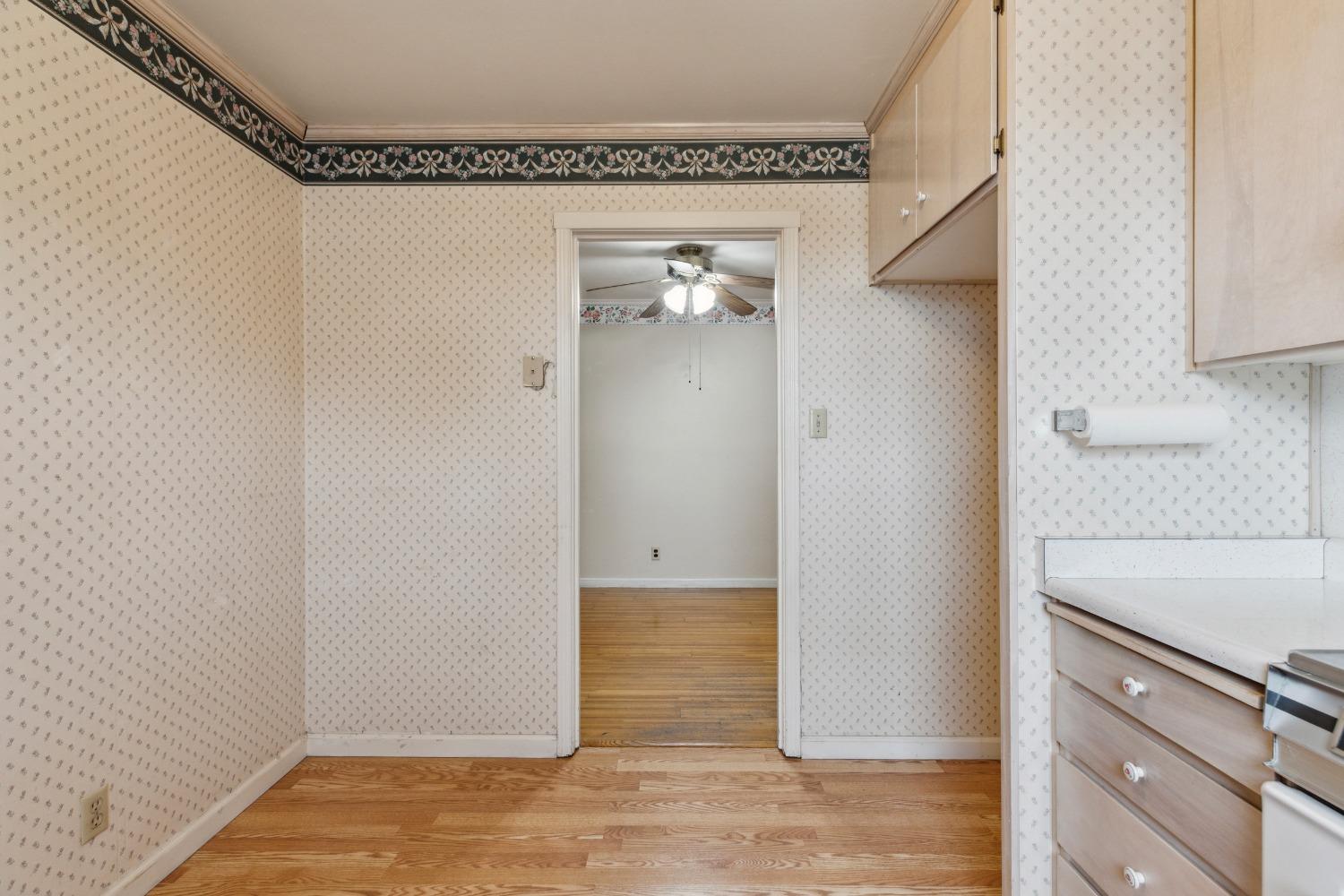 Detail Gallery Image 12 of 27 For 290 W 23rd St, Tracy,  CA 95376 - 3 Beds | 1 Baths