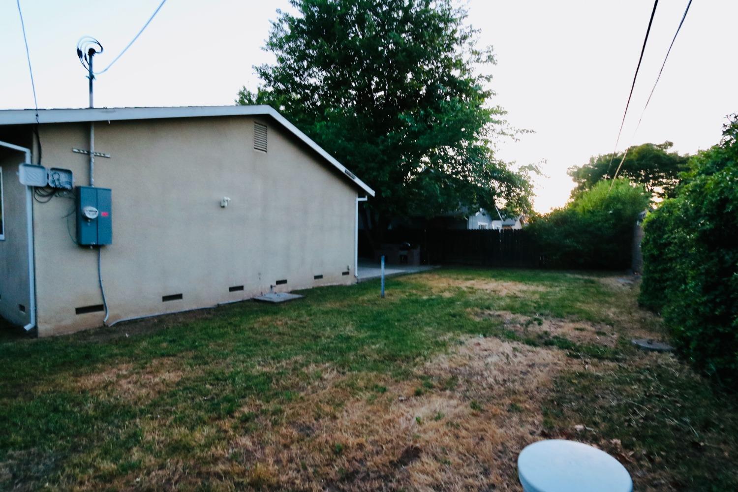 Knightwood, Rancho Cordova, California image 34