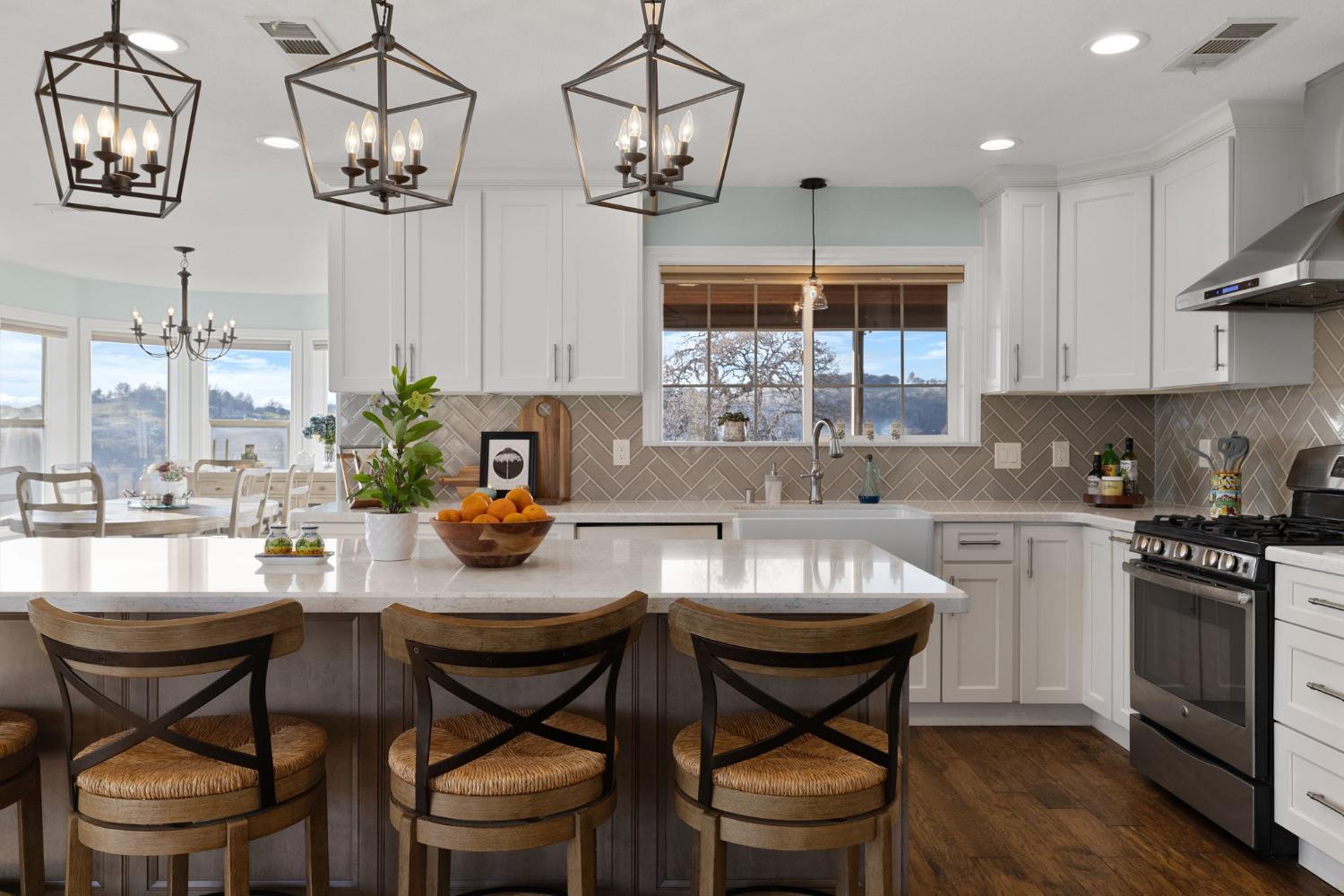 Detail Gallery Image 13 of 99 For 6441 Sky Hawk Rd, Pilot Hill,  CA 95664 - 7 Beds | 5/1 Baths