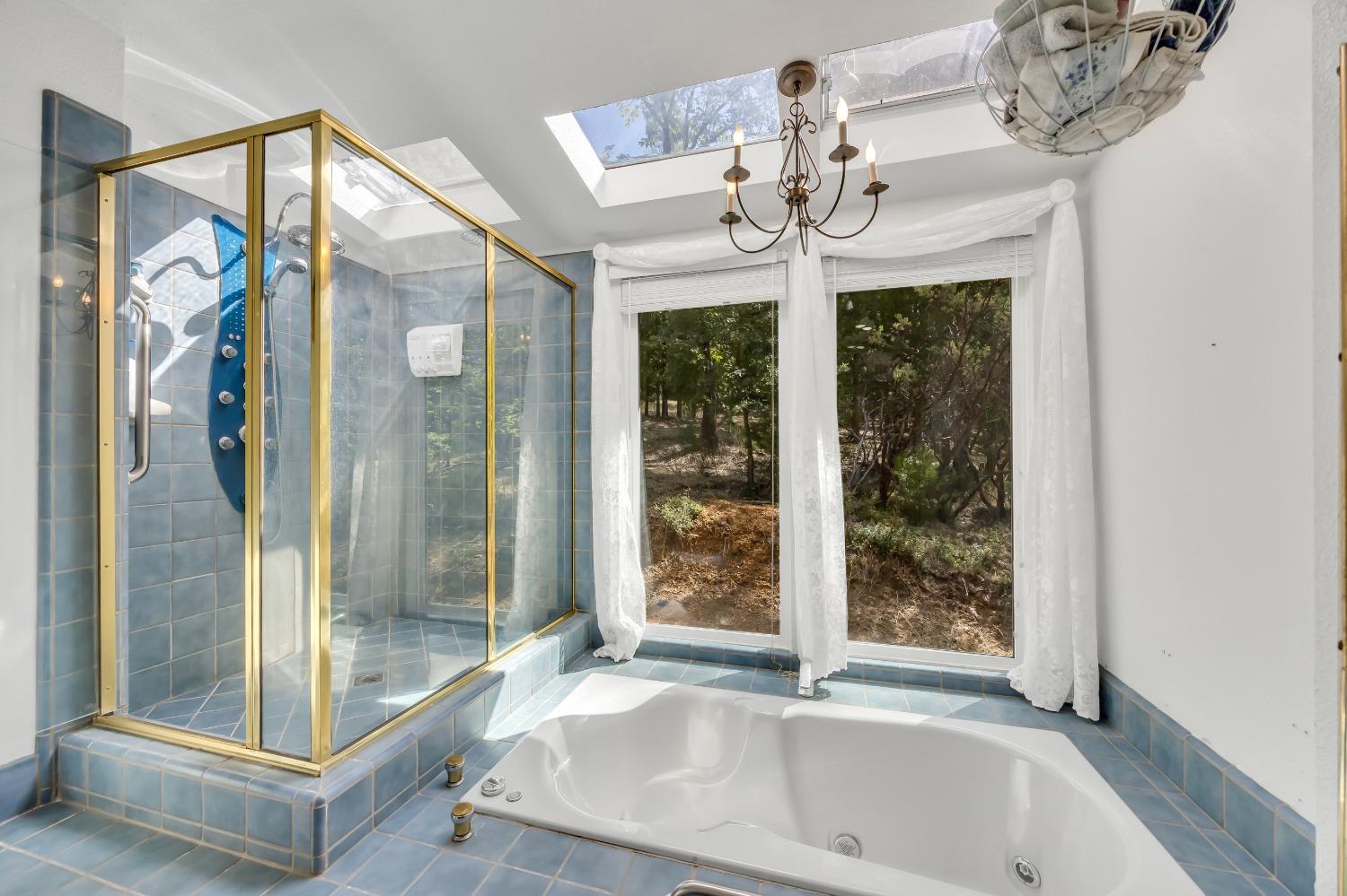 Detail Gallery Image 32 of 79 For 15135 Orchard Springs Rd, Grass Valley,  CA 95945 - 4 Beds | 4/1 Baths