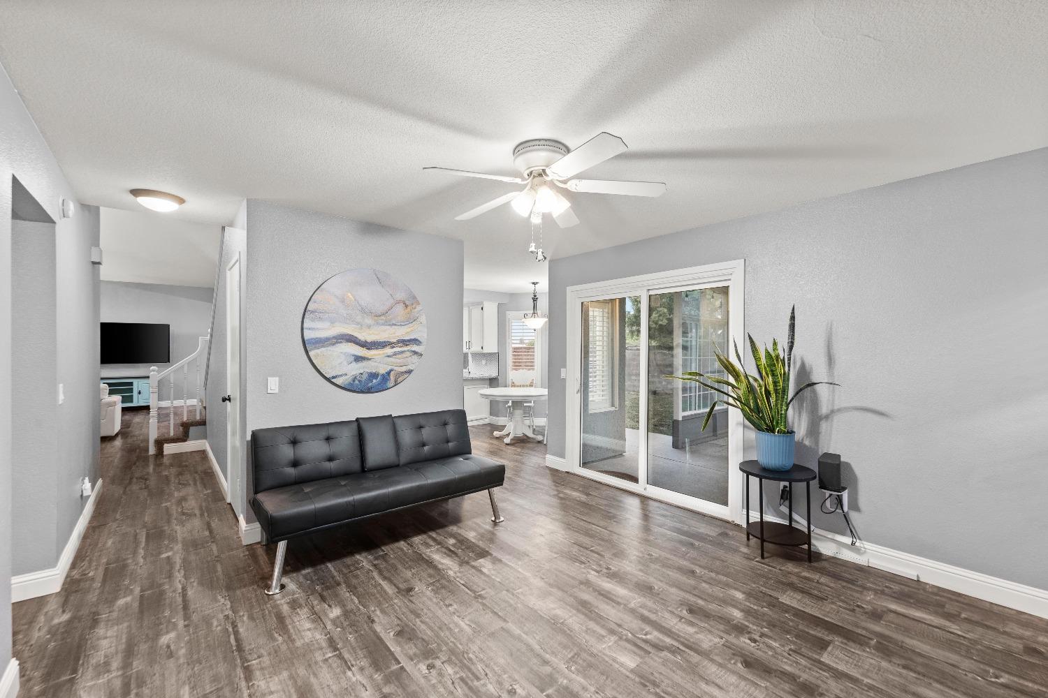 Oakborough Ave, Roseville, California image 12